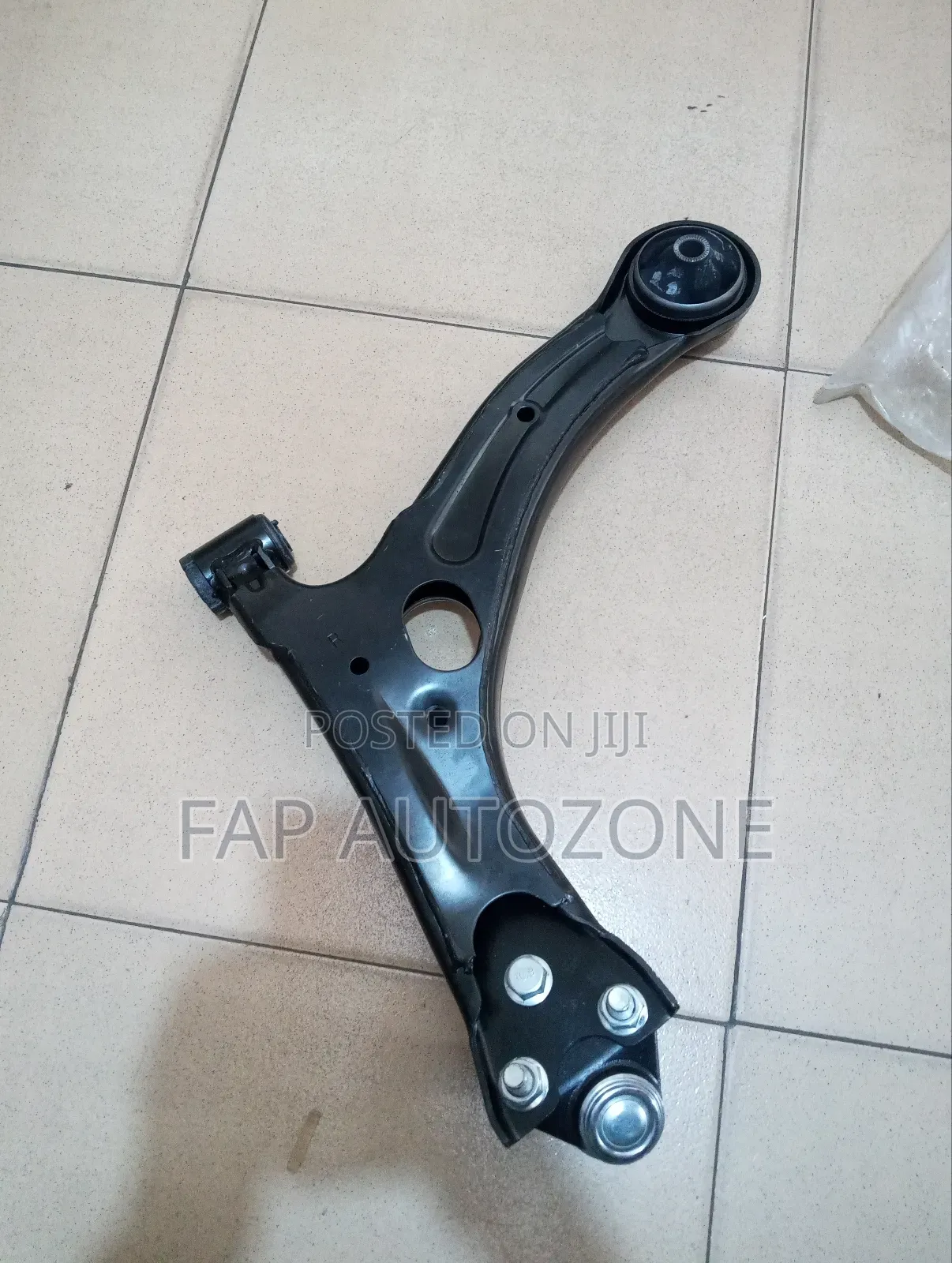 0590. Original Toyota Corolla Control Arm Imported Directly From Usa