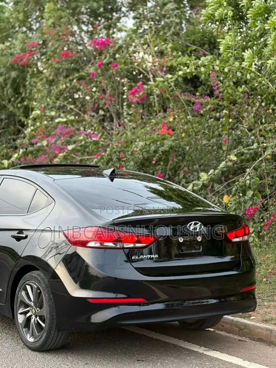Hyundai Elantra 2017 Black