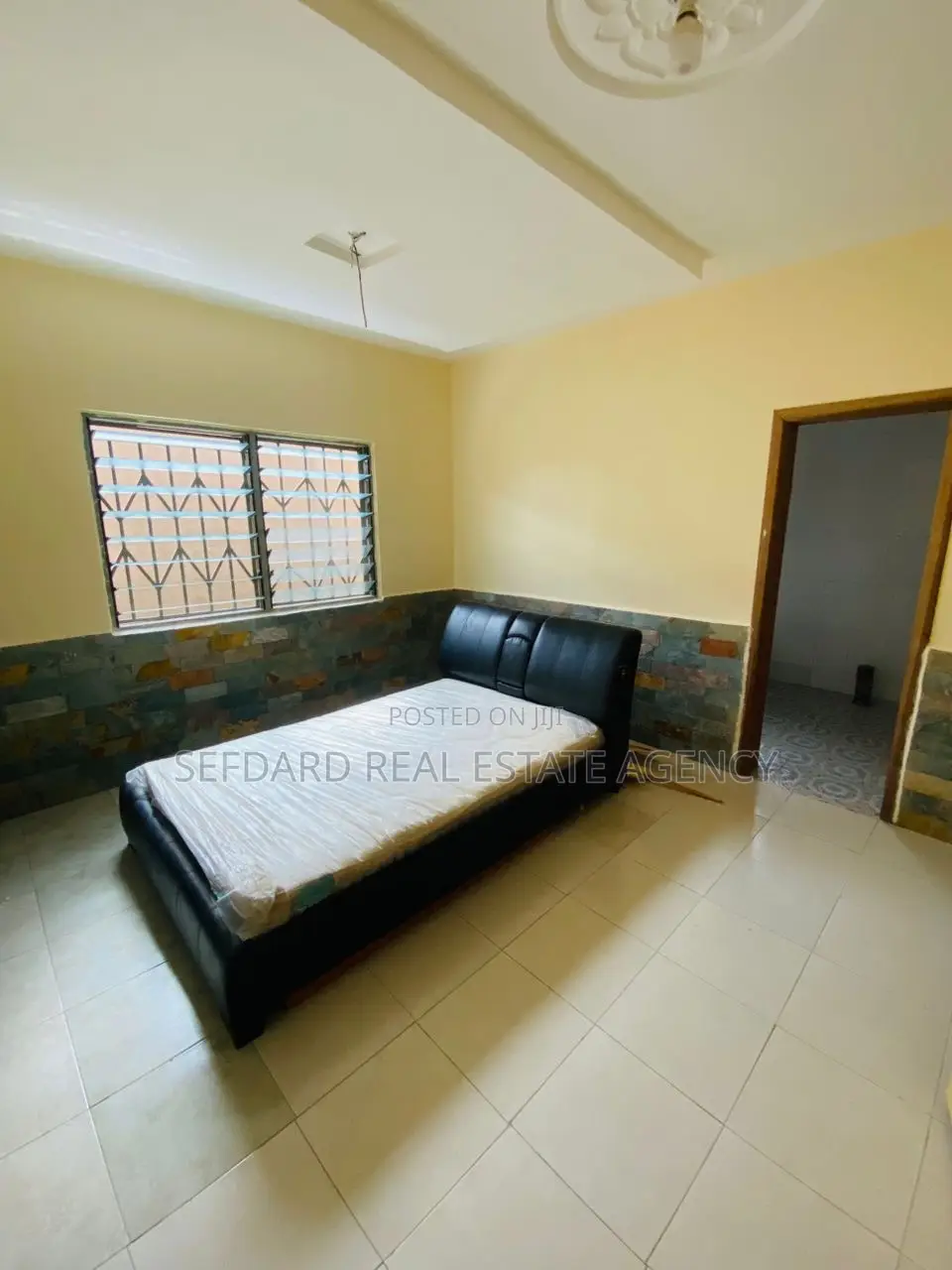 4bdrm House in Sefdard Properties, Amasaman for rent