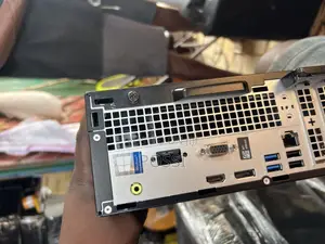 Desktop Computer Dell OptiPlex 3070 SFF 8GB Intel Core i3 HDD 1T