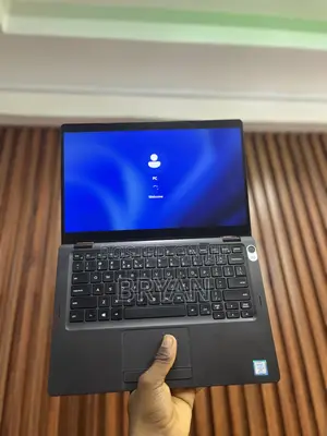 Laptop Dell Latitude 5300 16GB Intel Core i7 SSD 256GB