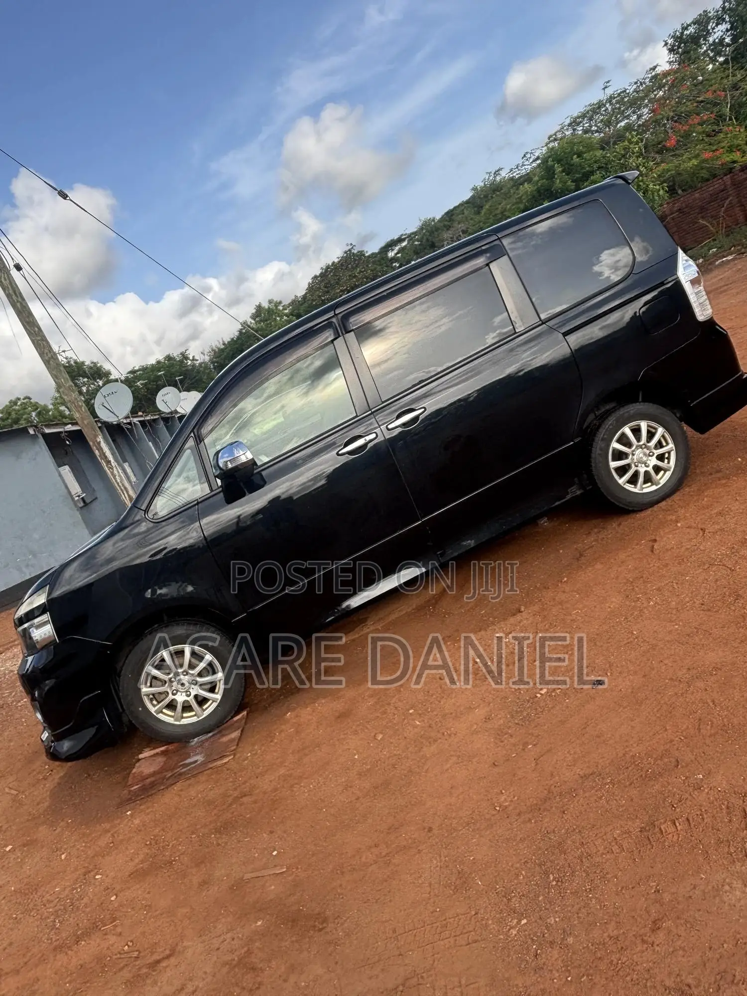 Toyota Voxy 2011 Black