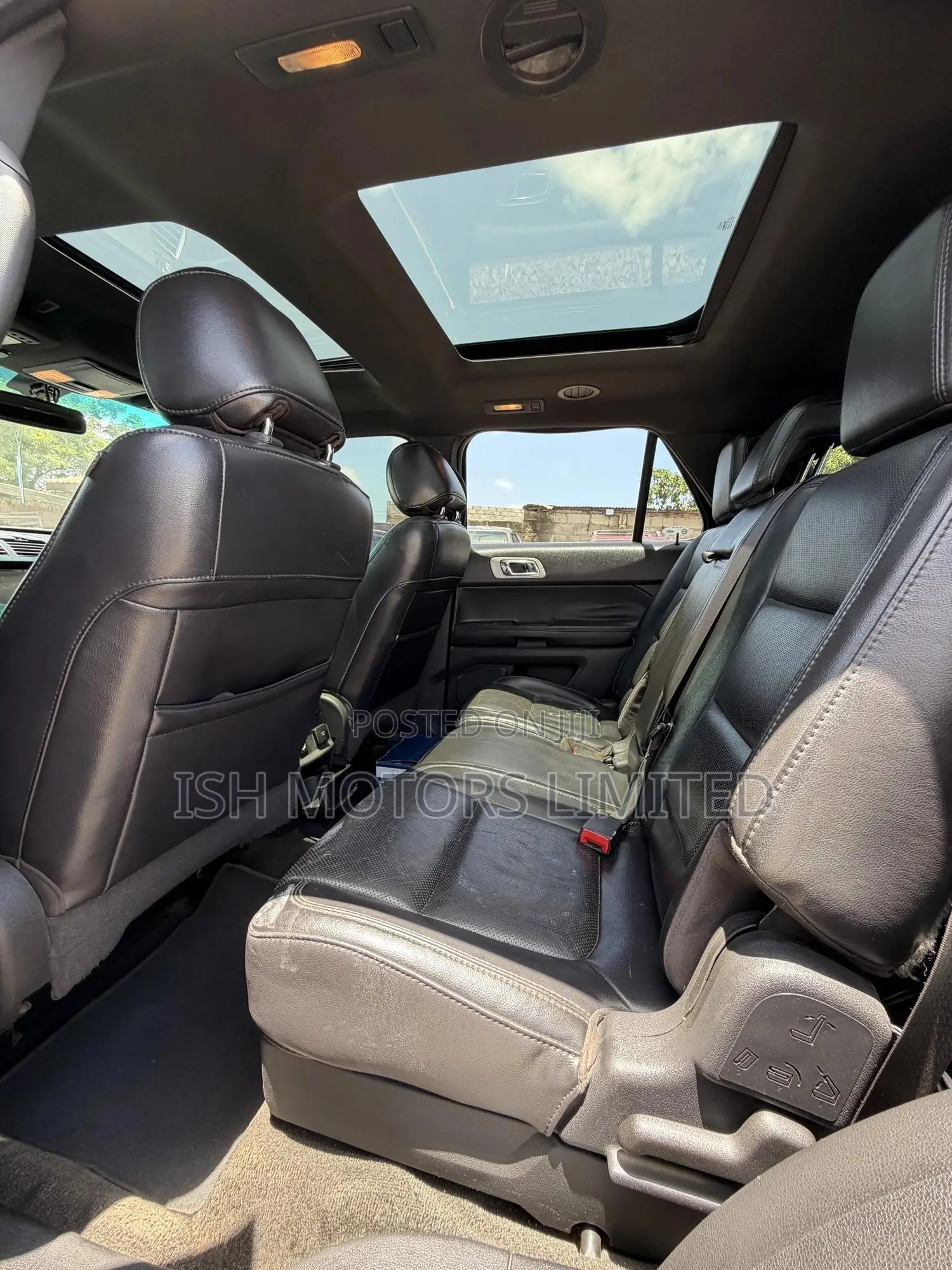 Ford Explorer XLT 4dr FWD (2.0L 4cyl 6A) 2012 Black