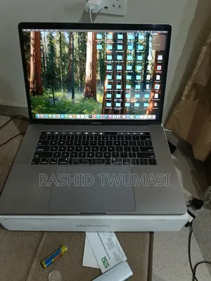 Laptop Apple MacBook 2018 32GB Intel Core i7 SSD 512GB