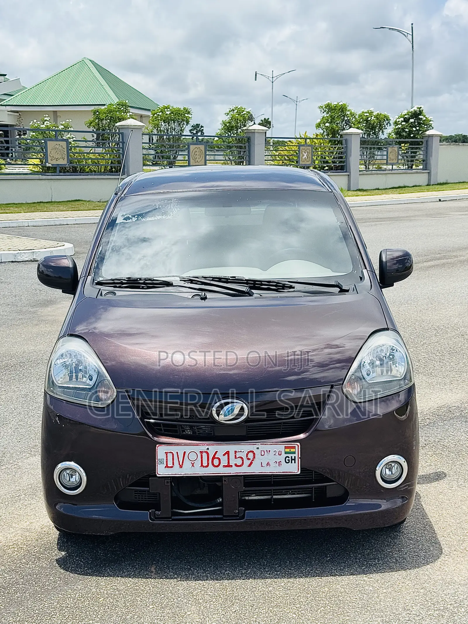 Daihatsu Mira 2016 Red
