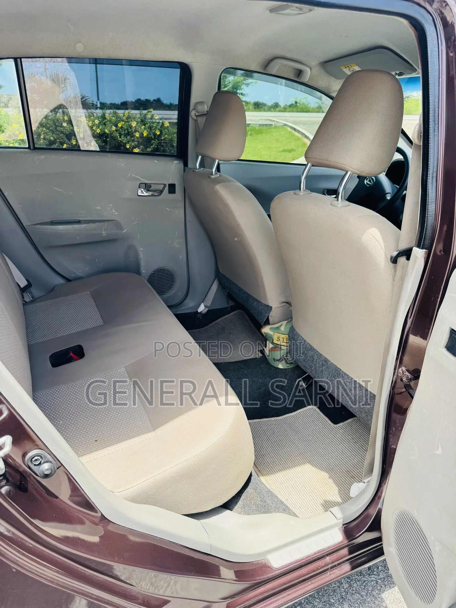 Daihatsu Mira 2016 Red