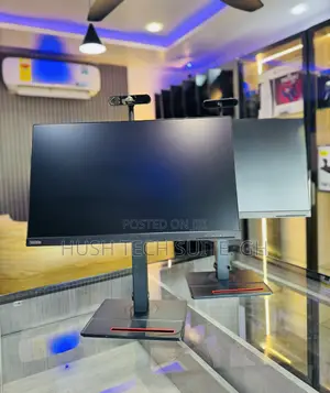 24” Lenovo Thinkvision Usb - C Ips Webcam Edgeless Monitor