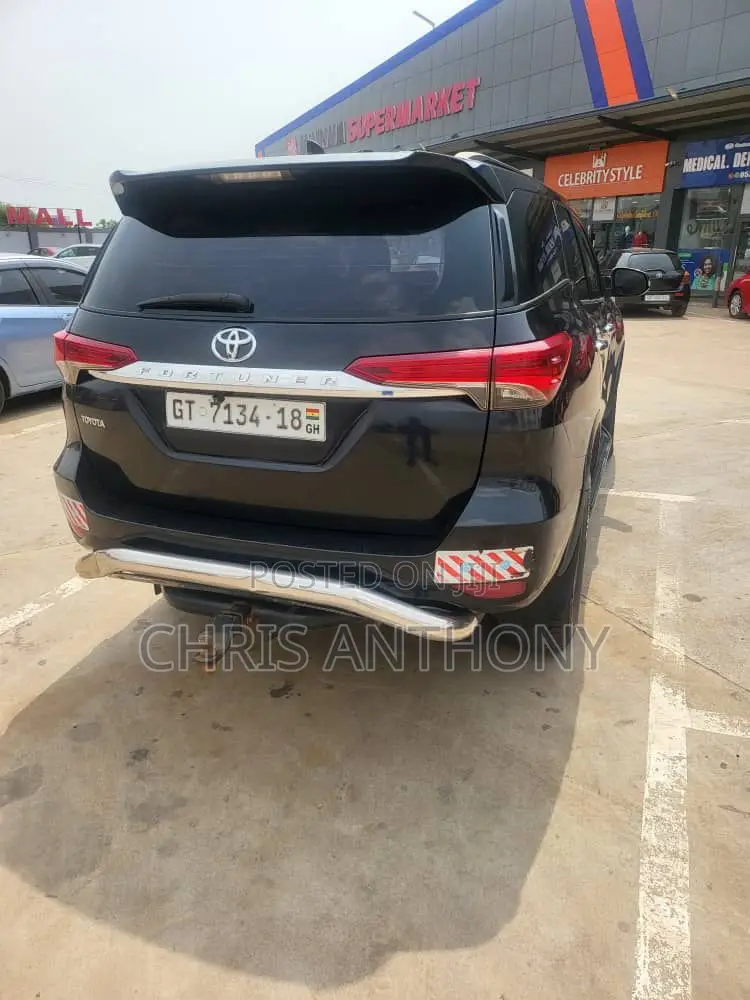 Toyota Fortuner 2.8 D AWD 2018 Black