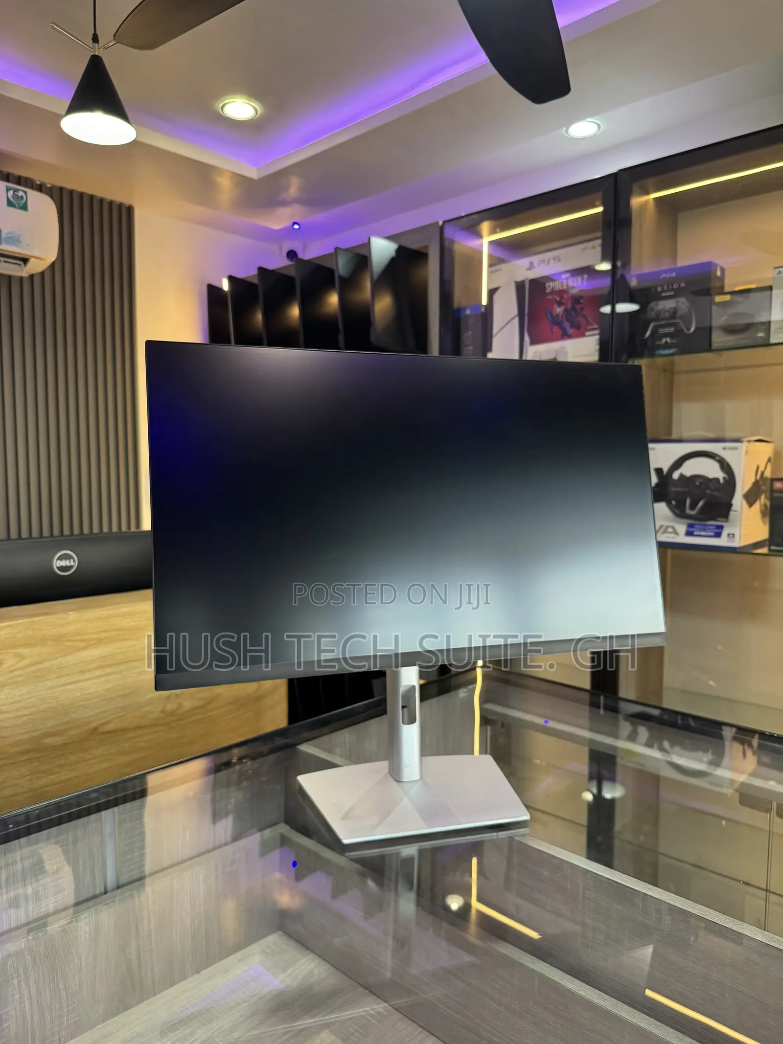 Dell 27” QHD 2569 X 1440 Ips Usb C Edgeless Display Monitor