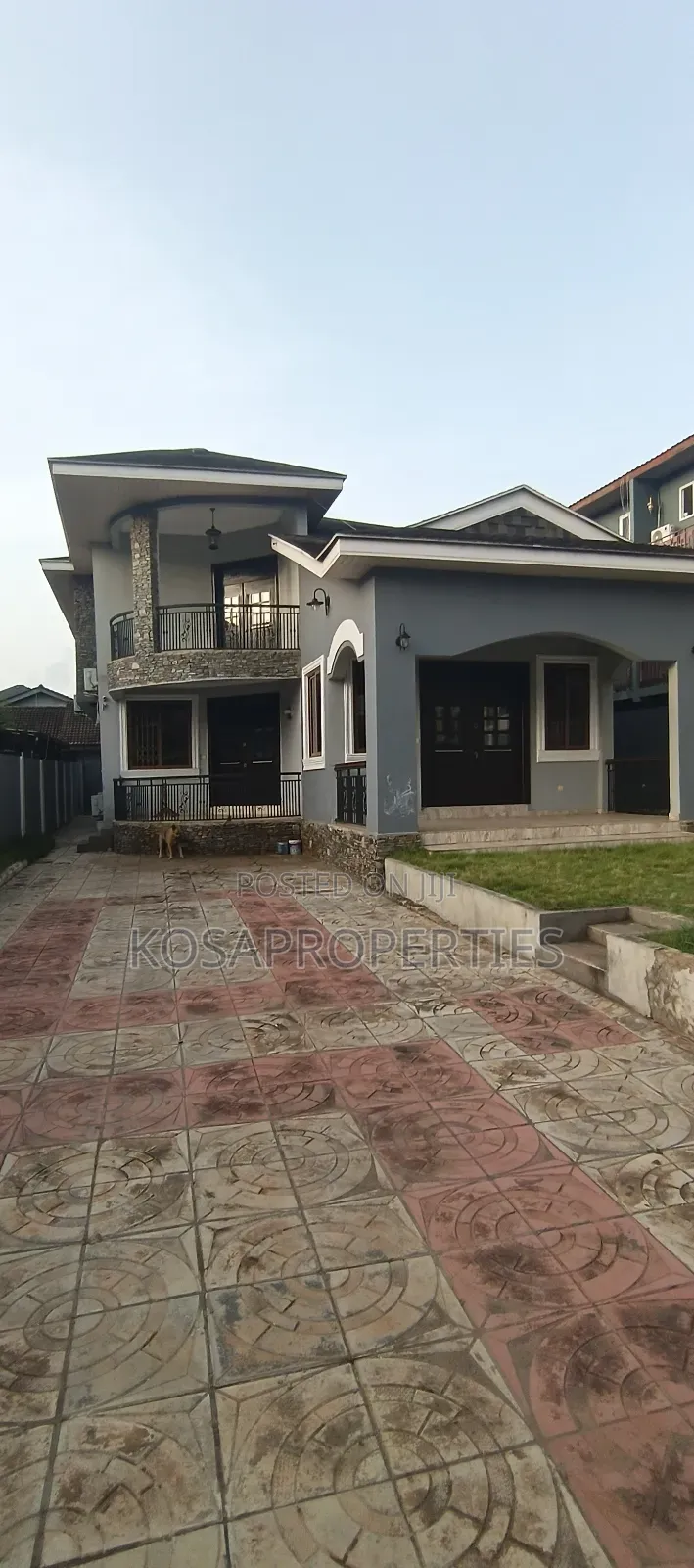 4bdrm House in East Legon for rent