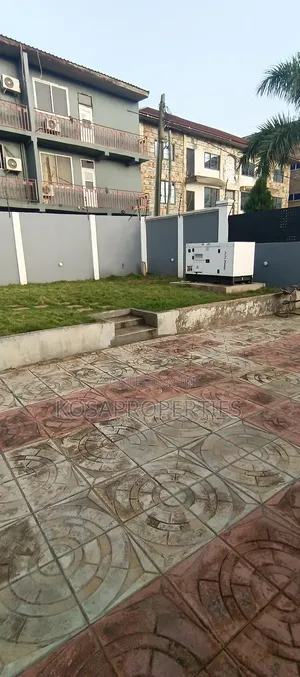 4bdrm House in East Legon for rent