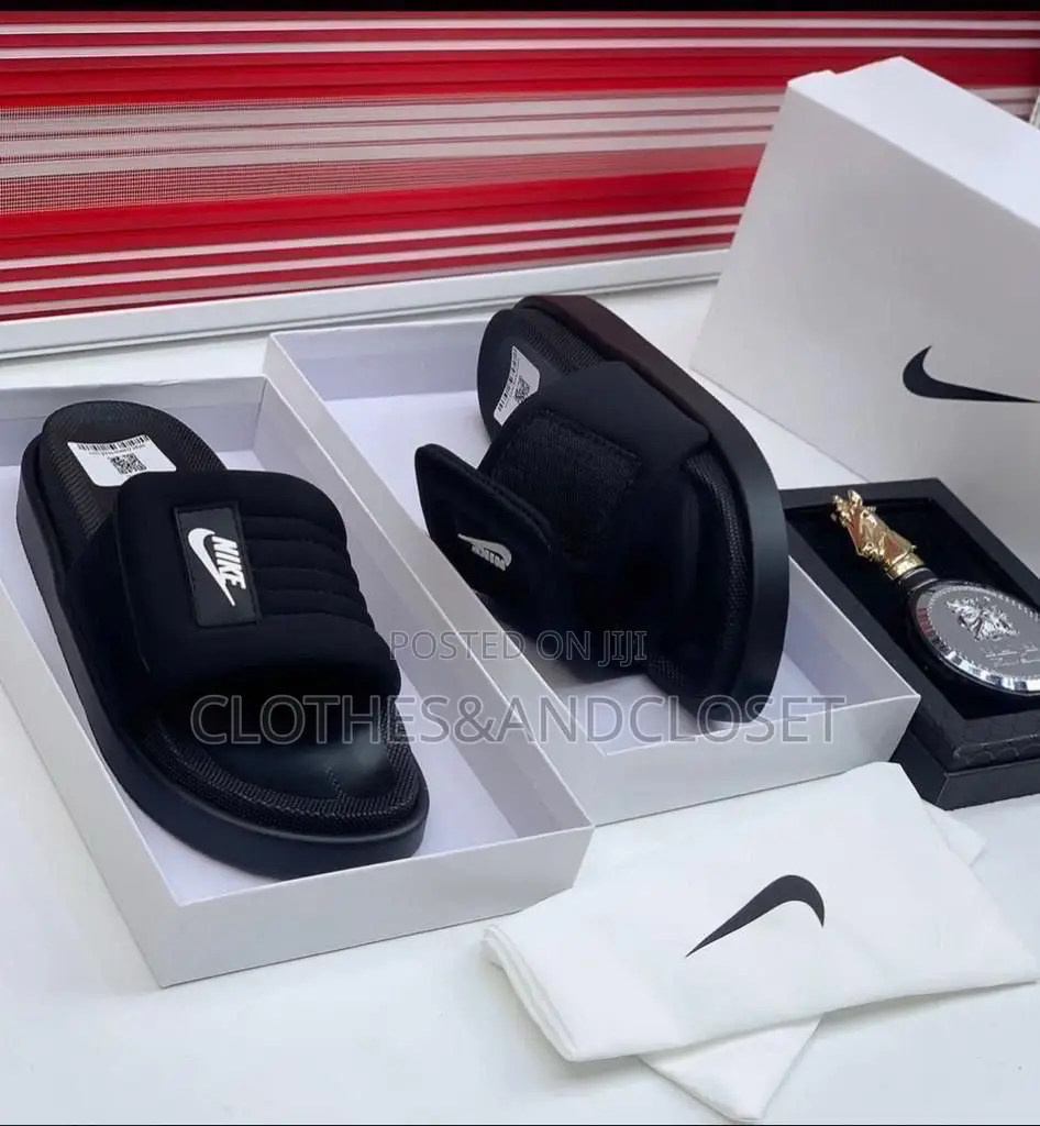 Nike Offcourt Slides