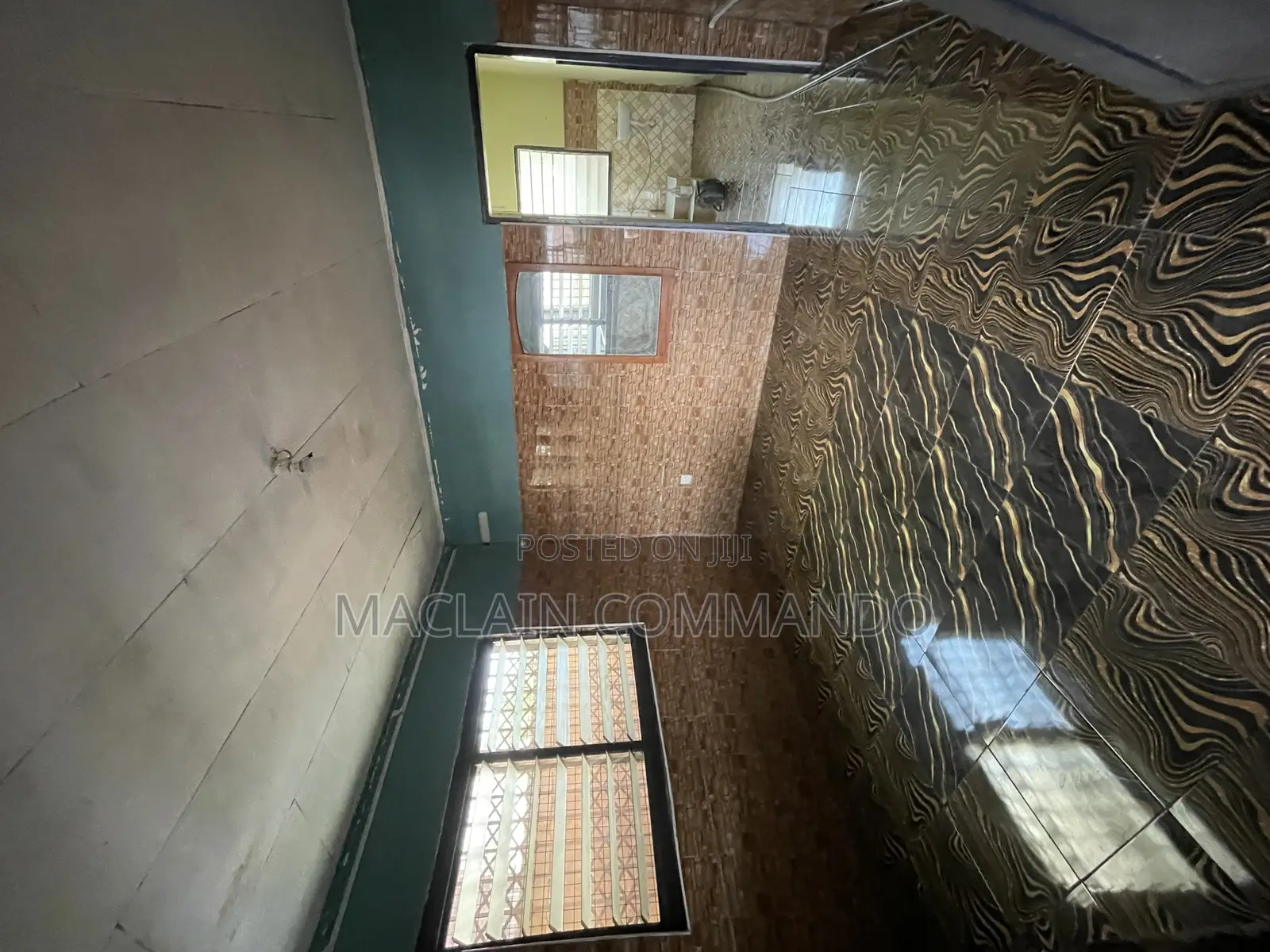 Furnished 1bdrm Room & Parlour in Maclain Commando, Ledzokuku-Krowor