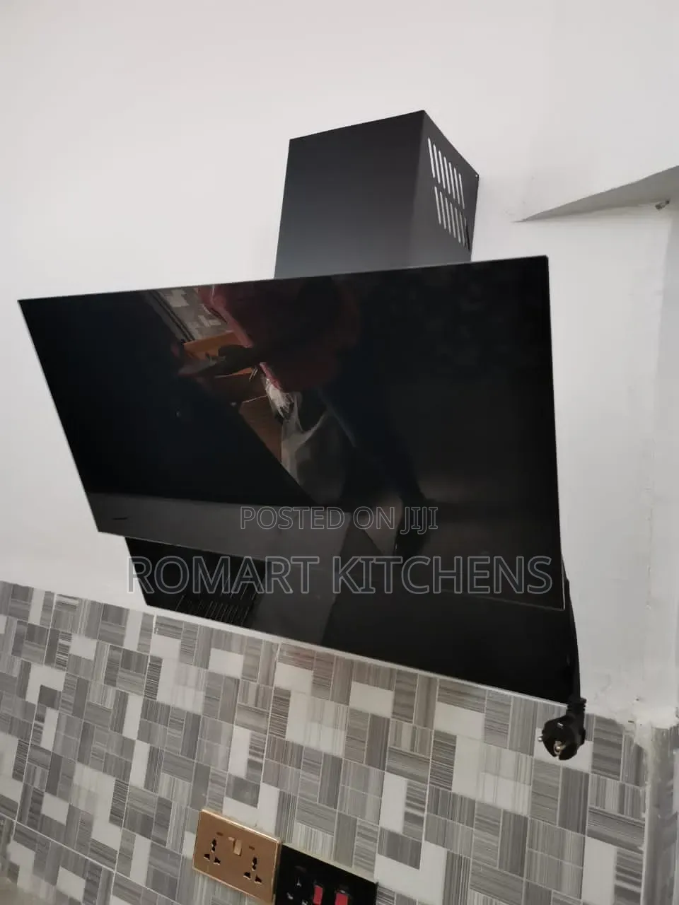 Glass Heat Extractor With Remote Control and Touch Screen
