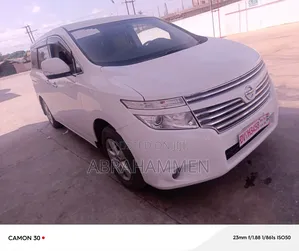Nissan Caravan (Urvan) 2014 White