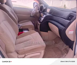 Nissan Caravan (Urvan) 2014 White