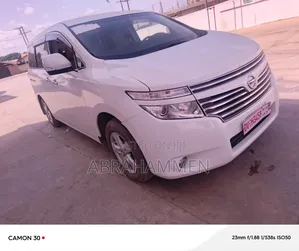 Nissan Caravan (Urvan) 2014 White