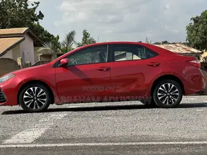 Toyota Corolla LE ECO 4dr Sedan (1.8L 4cyl CVT) 2017 Red