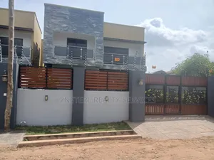 4bdrm Duplex in Oyarifa Mall Area for sale