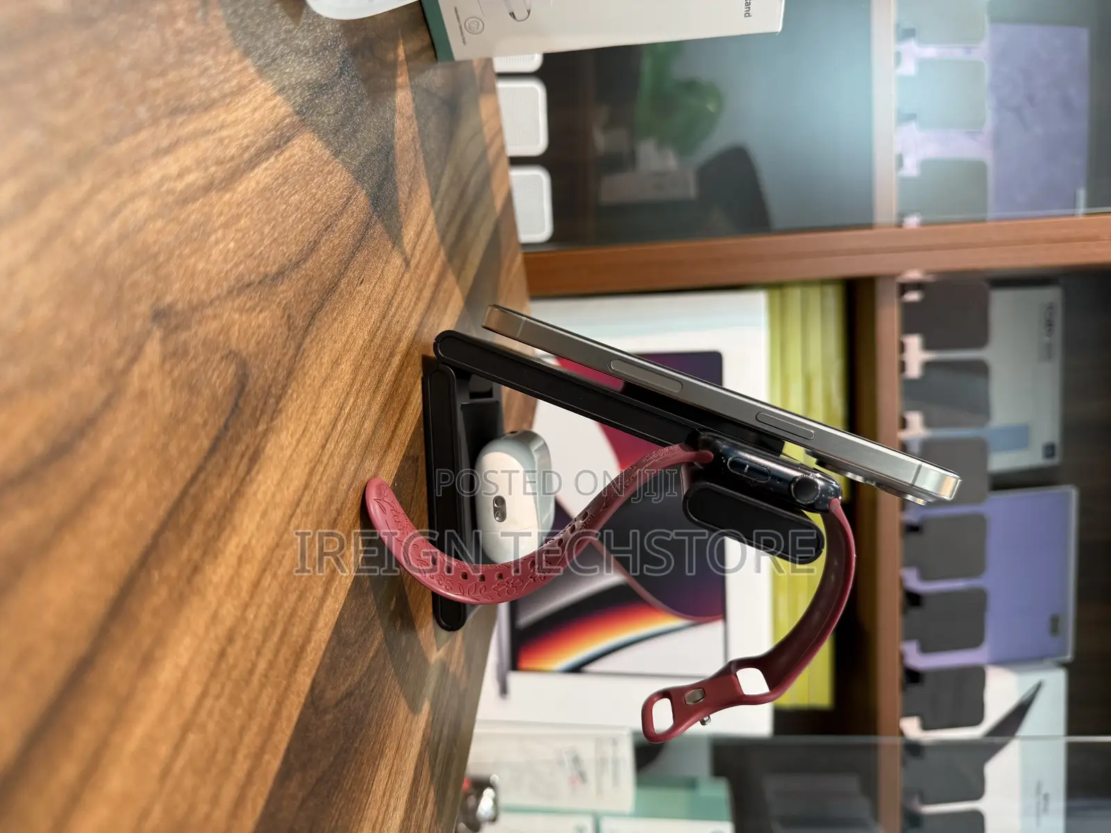 Qi2 3 in 1 Magnetic Wireless Charger