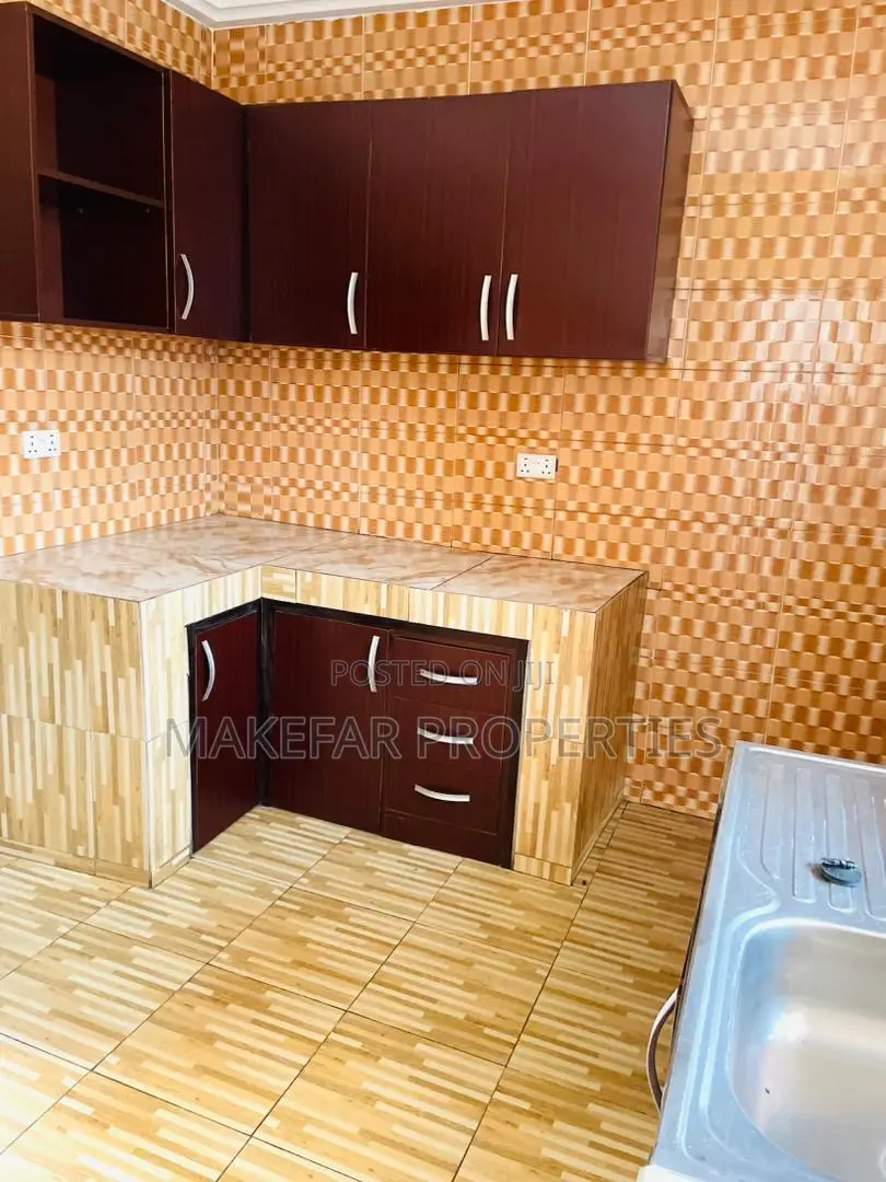 2bdrm Apartment in Ashaley Botwe for rent