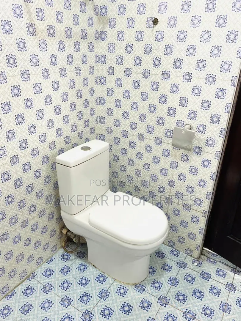 2bdrm Apartment in Ashaley Botwe for rent