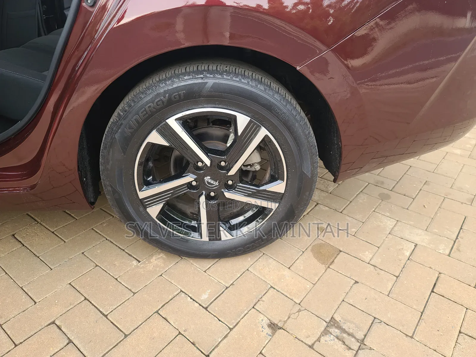 Nissan Sentra SV 2024 Burgundy