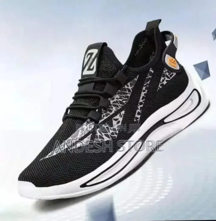 Men Sneakers White, Black And White Colour