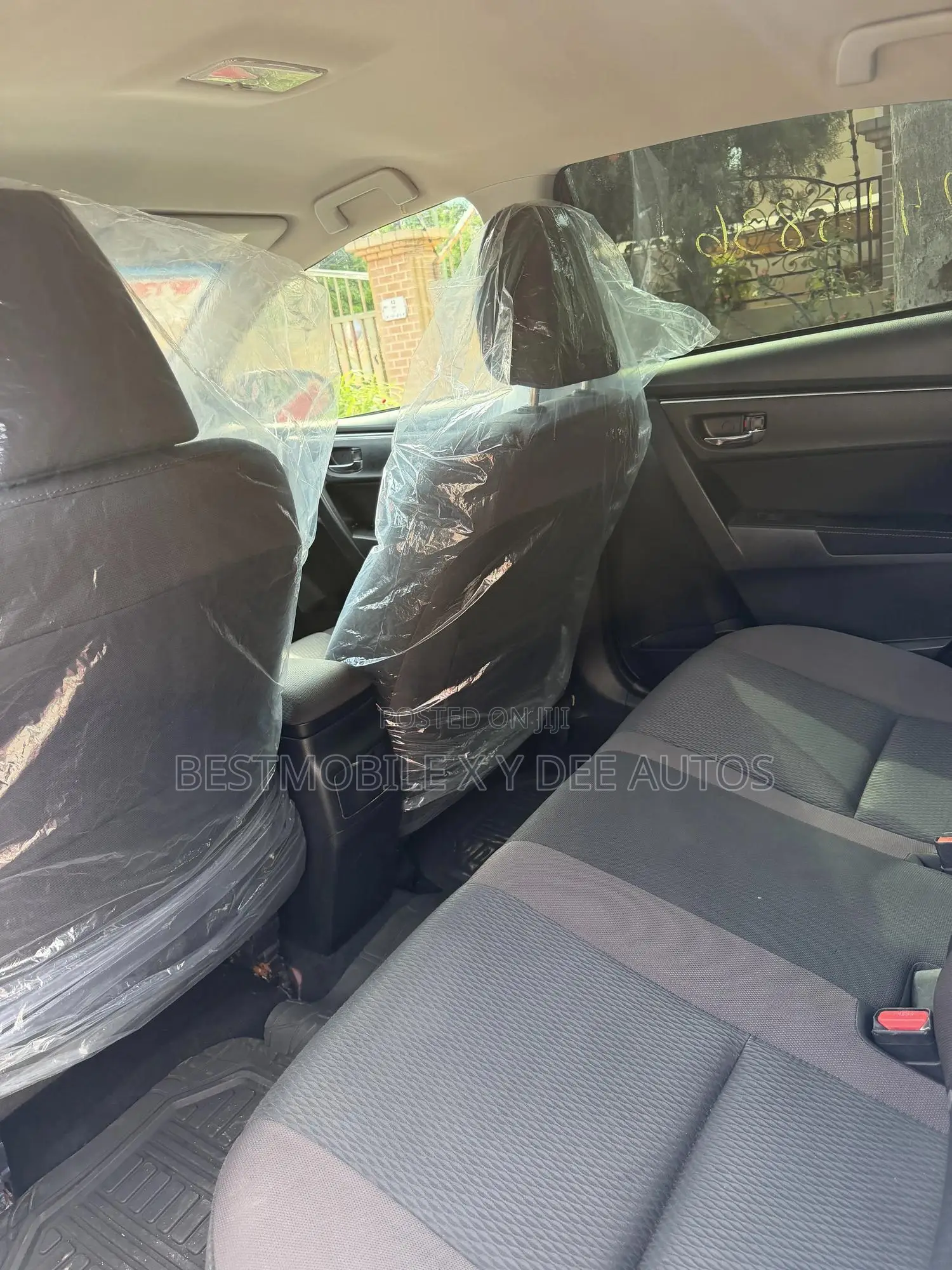 Toyota Corolla LE 4dr Sedan (1.8L 4cyl CVT) 2017 Red