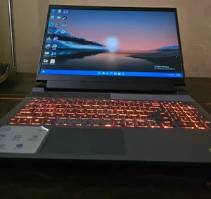 Laptop Dell G15 5535 16GB Intel Core i7 SSD 1T