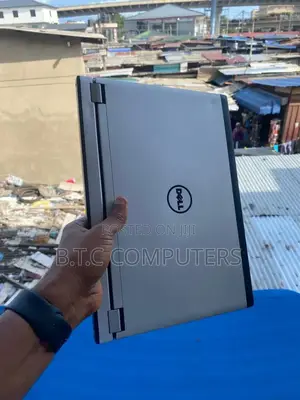 Laptop Dell Latitude 3330 8GB Intel Core i3 HDD+SSD 320GB