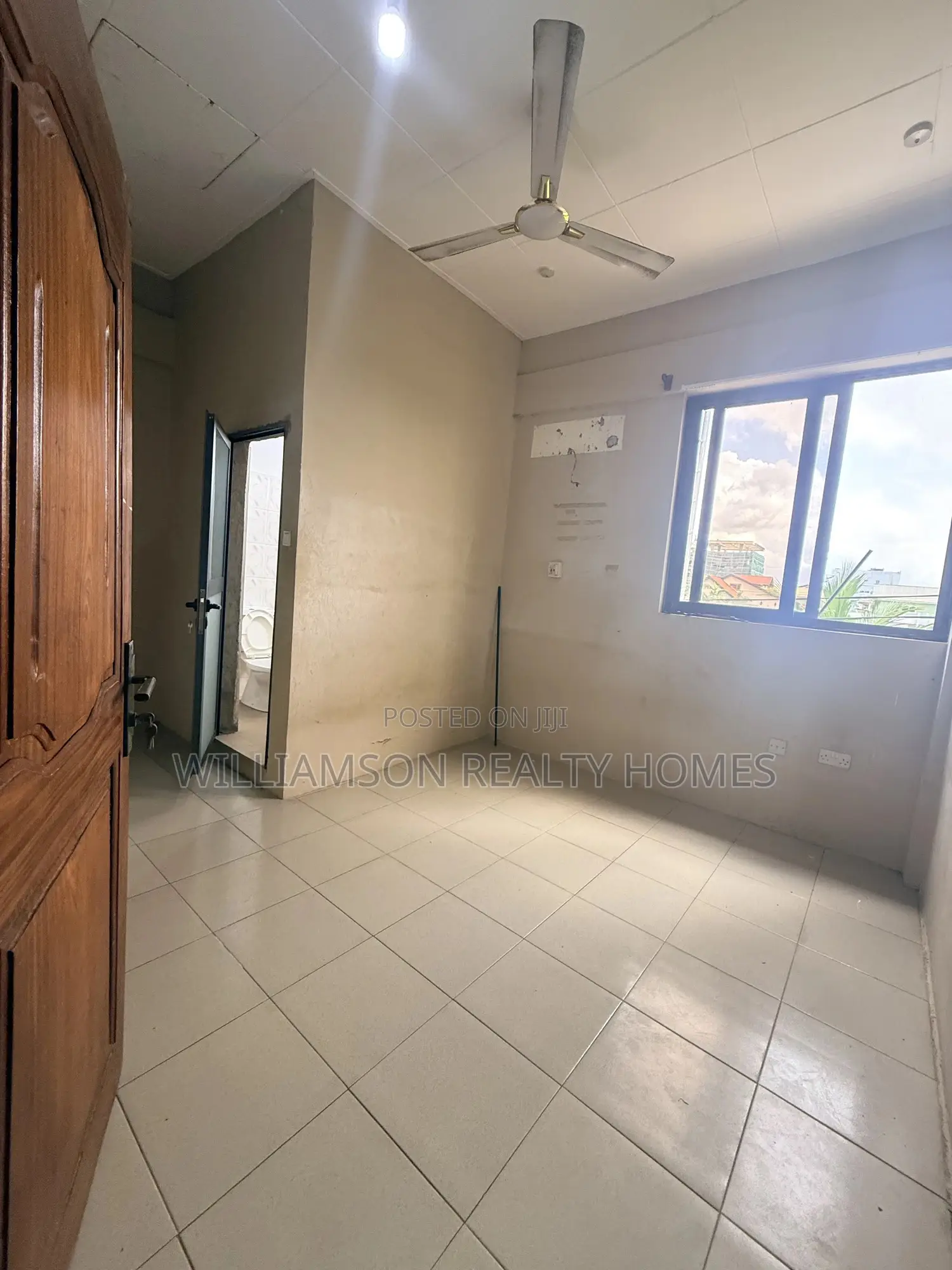1bdrm Apartment in Community 20 Estate, Spintex for rent