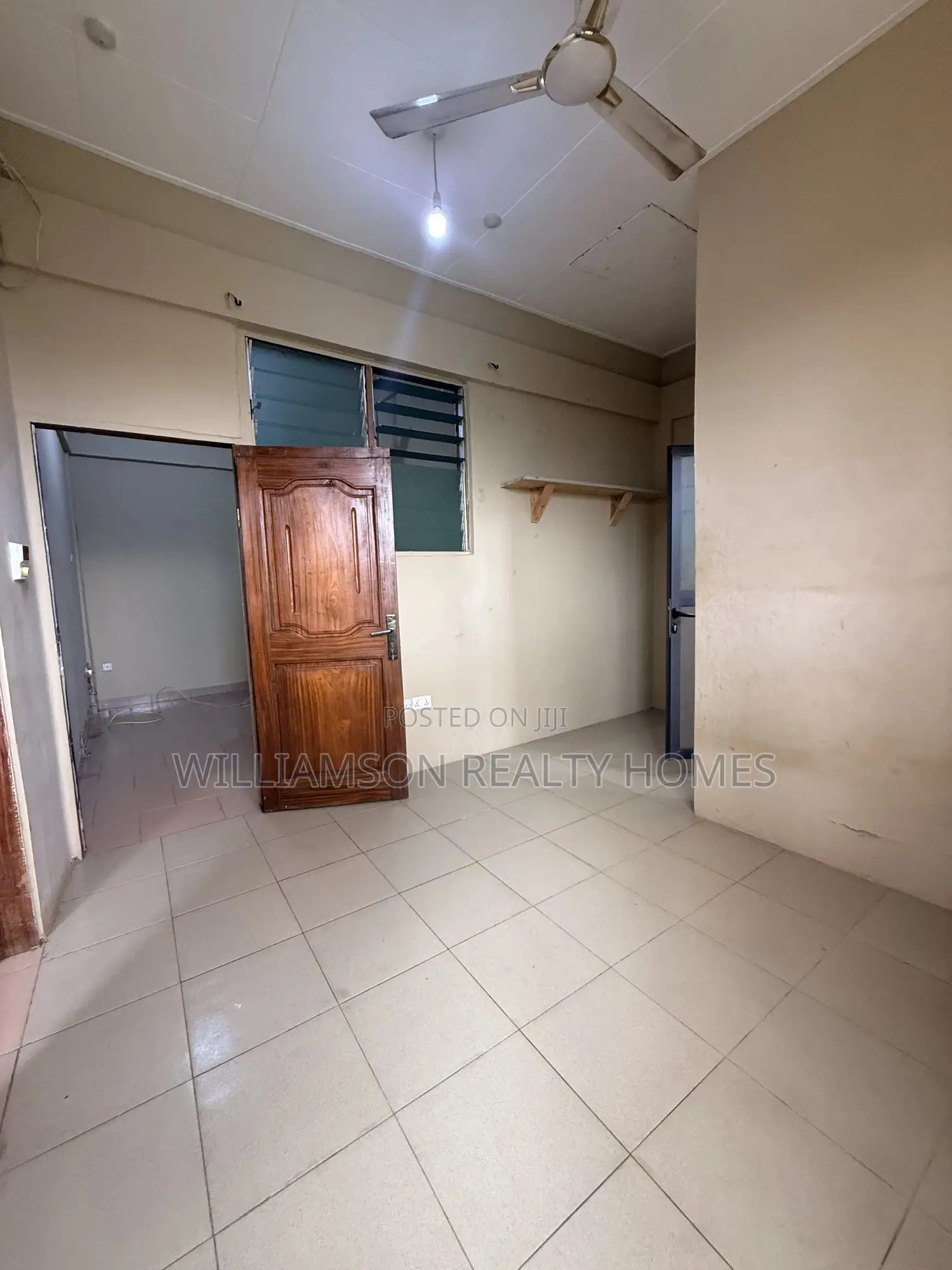 1bdrm Apartment in Community 20 Estate, Spintex for rent