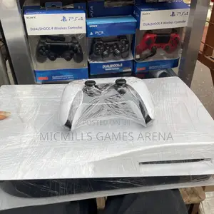 Play Station 5 Standard Disk Edition 5games Installed