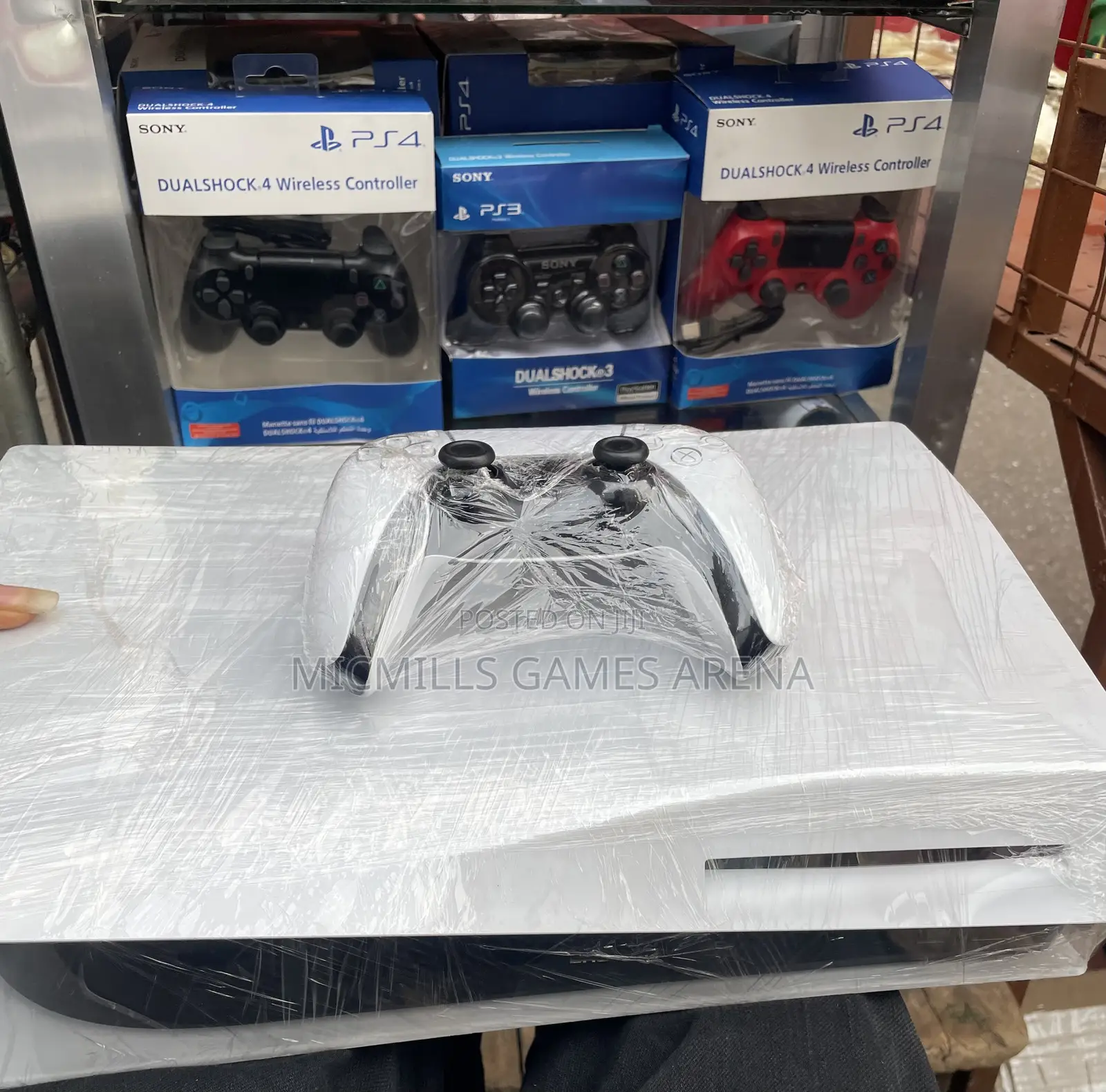 Play Station 5 Standard Disk Edition 5games Installed