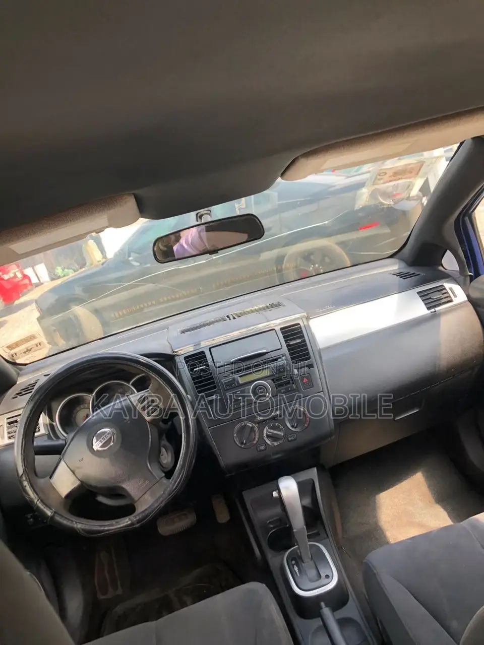 Nissan Versa 2010 Blue