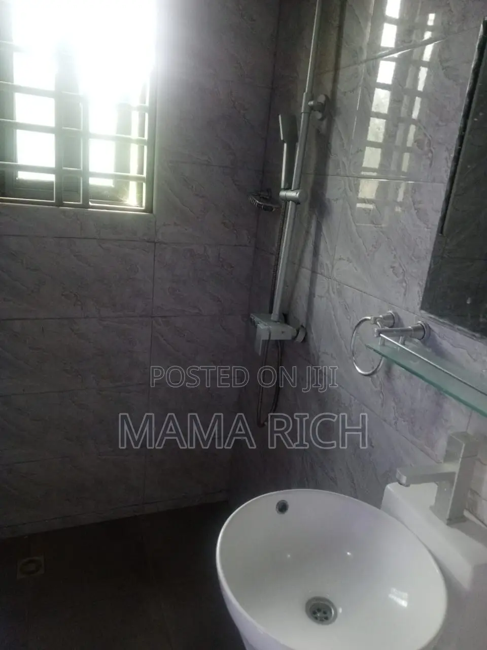 2bdrm Apartment in Frañco, Accra Metropolitan for rent