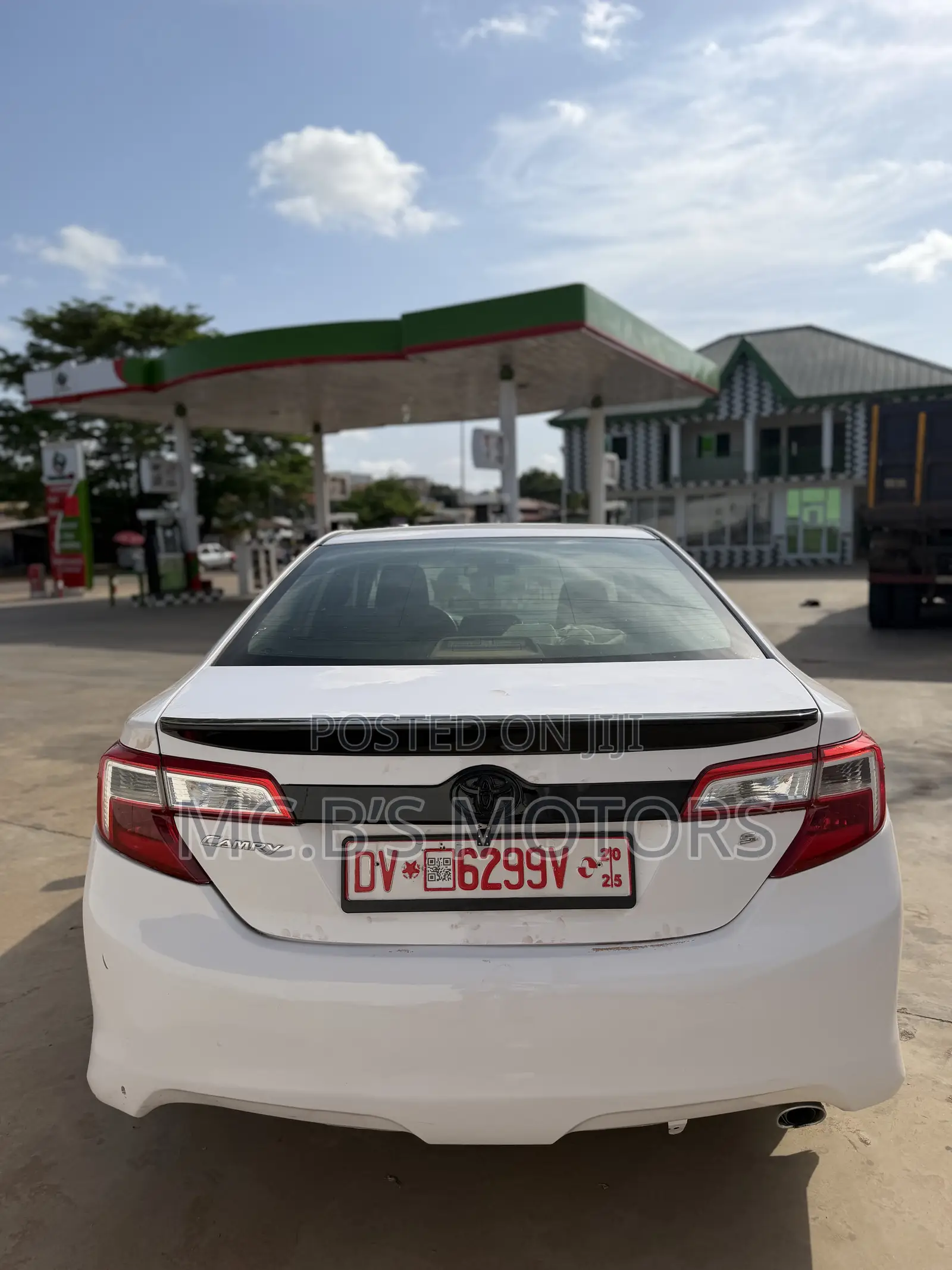 Toyota Camry 2014 White