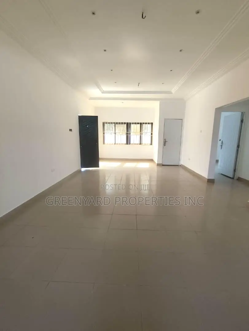 3bdrm Apartment in Adjiringanor, East Legon for rent
