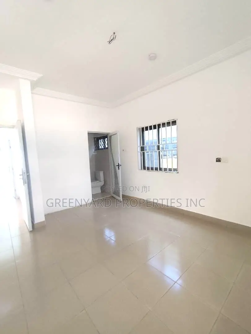 3bdrm Apartment in Adjiringanor, East Legon for rent