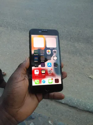 Apple iPhone 7 Plus 128 GB Black