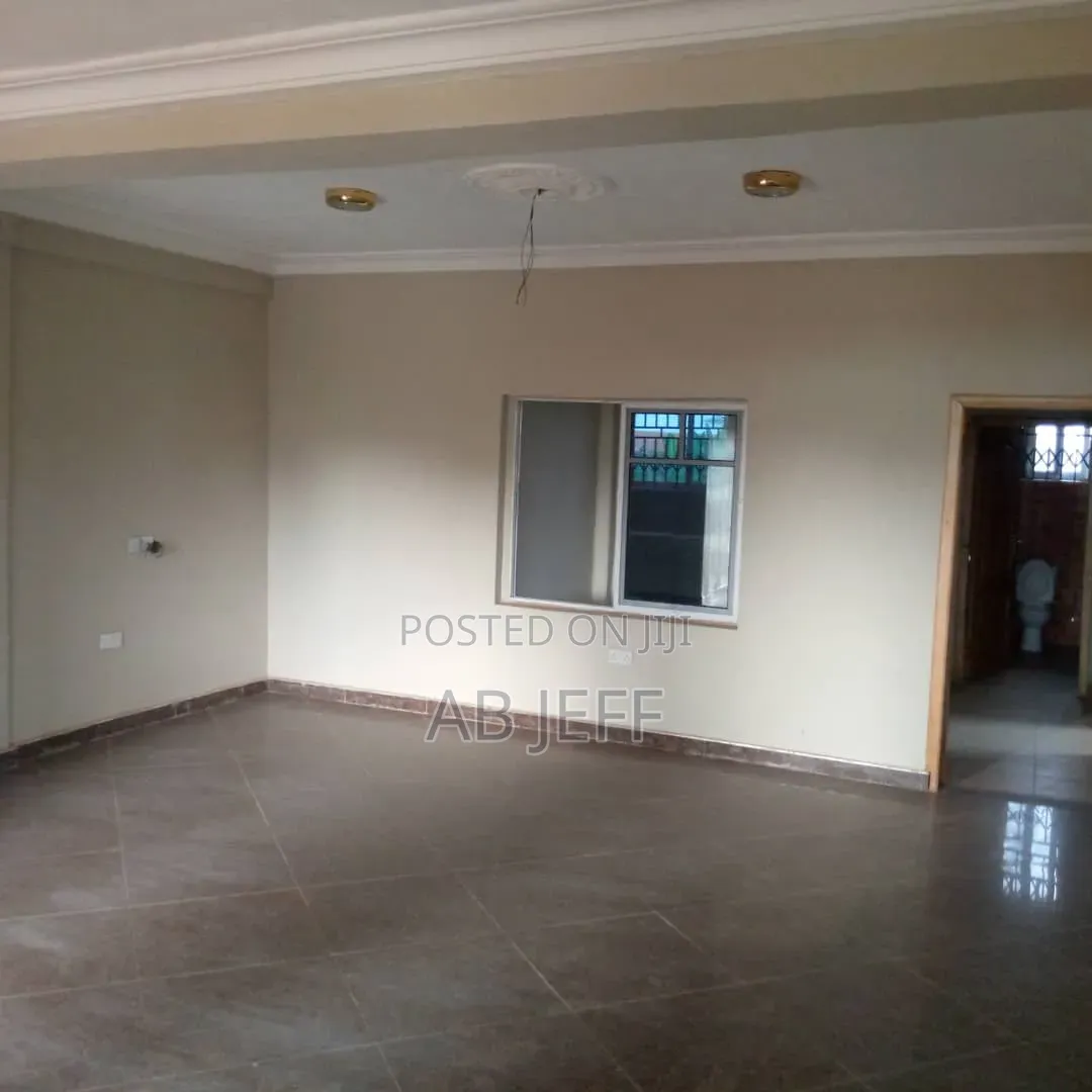 2bdrm Apartment in Asuoyeboa Ipt, Kumasi Metropolitan for rent