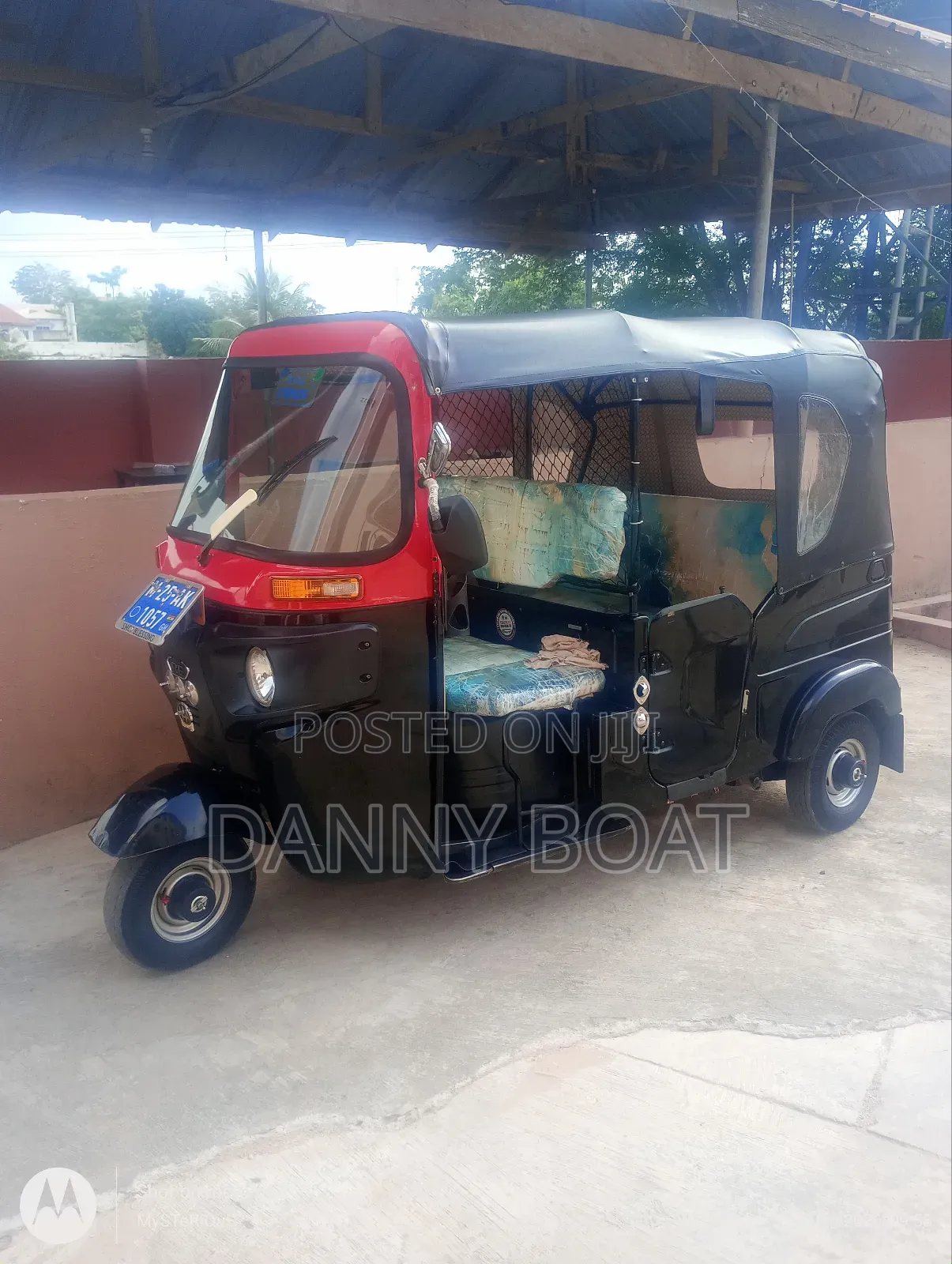 Bajaj Avenger 220 2025 Black