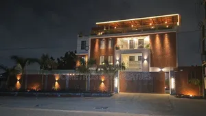 Furnished 20bdrm Apartment in East Legon Ars, American House for sale