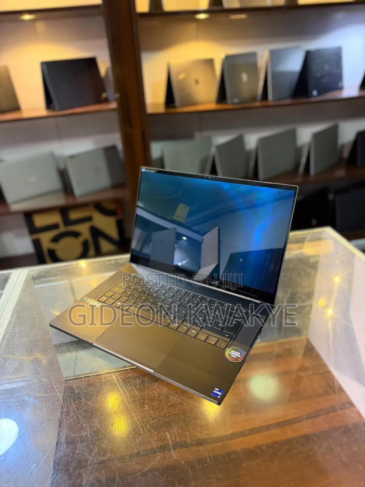 Laptop Razer Blade Advanced 16GB Intel Core Ultra 9 SSD 1T
