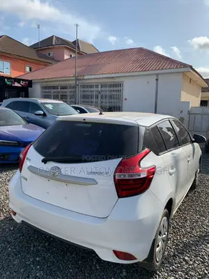 Toyota Yaris L Hatchback 3dr 2016 White