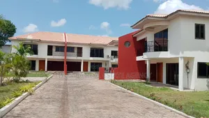 4bdrm Duplex in Tiyumba Real Estate, North Legon for rent