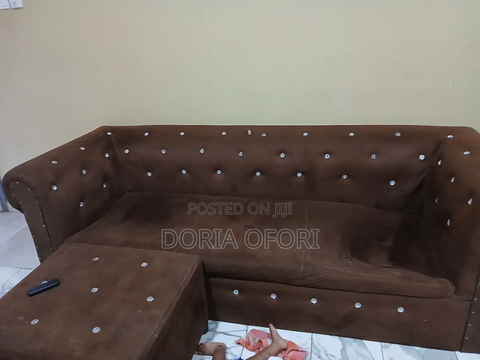 Stuffing Chair and Table