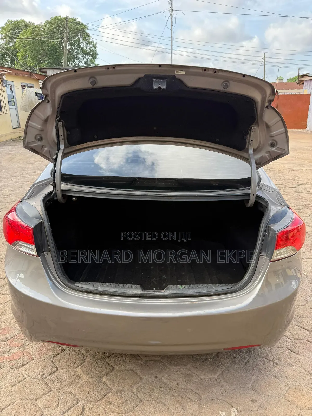 Hyundai Elantra GLS Sedan FWD (1.8L 4cyl 6A) 2013 Gray