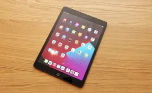 Apple iPad 10.2 (2020) Wi-Fi 32 GB